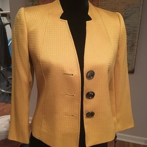 NWT Tahari 0p mustard 3/4 sleeve blazer